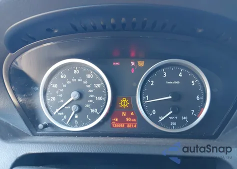 2005 BMW 645Ci z USA, uszkodzony, nr VIN WBAEK73455B260880